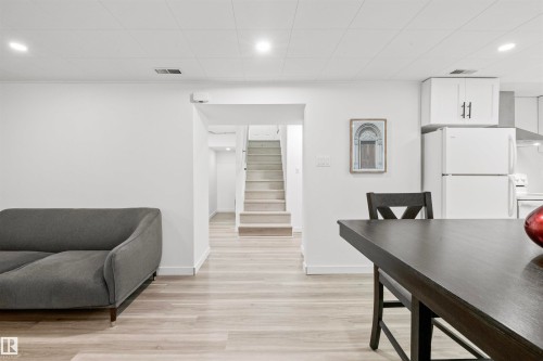 3429 120 Avenue, Edmonton, AB - Indoor