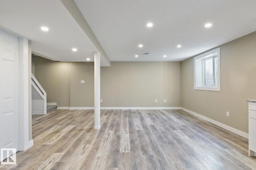 4 Eagle Drive, Sherwood Park, AB - Indoor