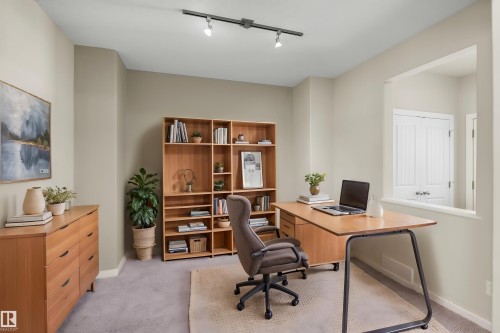 805 Armitage Wynd, Edmonton, AB - Indoor Photo Showing Office