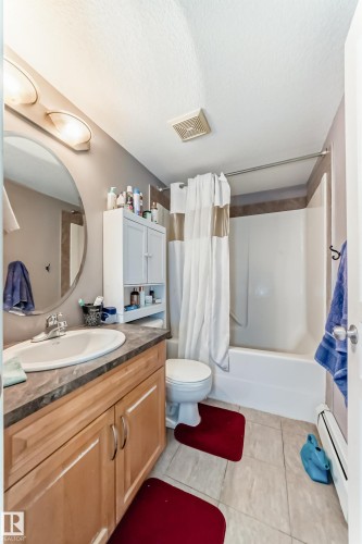 203 11827 105 Street, Edmonton, AB - Indoor Photo Showing Bathroom