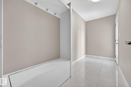 433 Meadowview Drive, Fort Saskatchewan, AB - Indoor