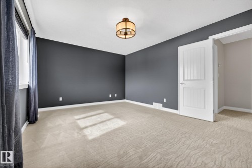 433 Meadowview Drive, Fort Saskatchewan, AB - Indoor Photo Showing Other Room