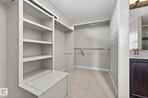 433 Meadowview Drive, Fort Saskatchewan, AB - Indoor