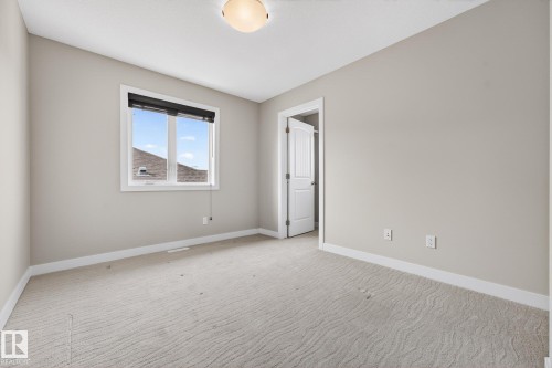 433 Meadowview Drive, Fort Saskatchewan, AB - Indoor Photo Showing Other Room