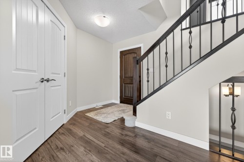 433 Meadowview Drive, Fort Saskatchewan, AB - Indoor Photo Showing Other Room