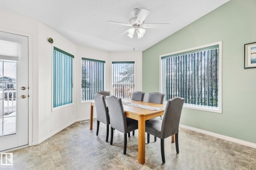 2 Creekside Way, Spruce Grove, AB - Indoor Photo Showing Dining Room