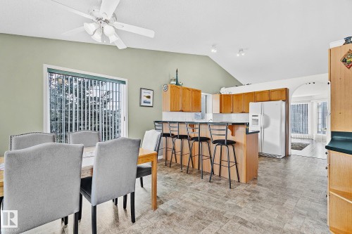 2 Creekside Way, Spruce Grove, AB - Indoor