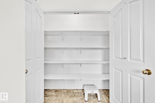 2 Creekside Way, Spruce Grove, AB - Indoor With Storage