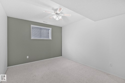 2 Creekside Way, Spruce Grove, AB - Indoor Photo Showing Other Room