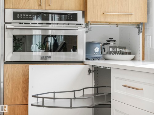 240 Westridge Road, Edmonton, AB - Indoor Photo Showing Kitchen