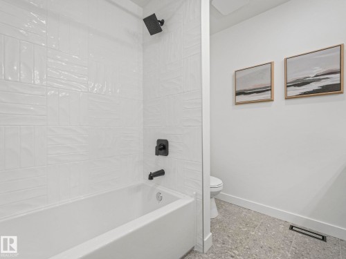 240 Westridge Road, Edmonton, AB - Indoor Photo Showing Bathroom