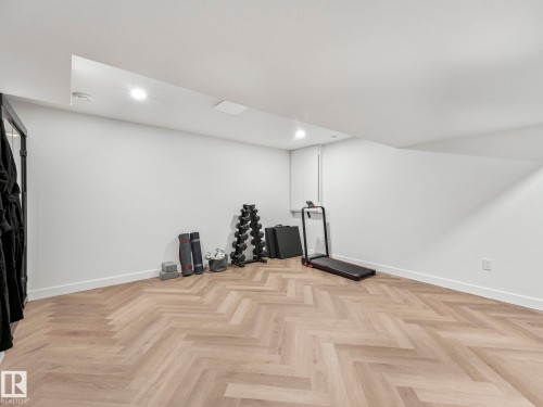 240 Westridge Road, Edmonton, AB - Indoor