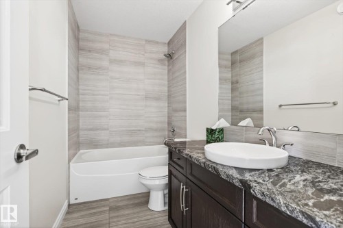 15856 13 Avenue, Edmonton, AB - Indoor Photo Showing Bathroom