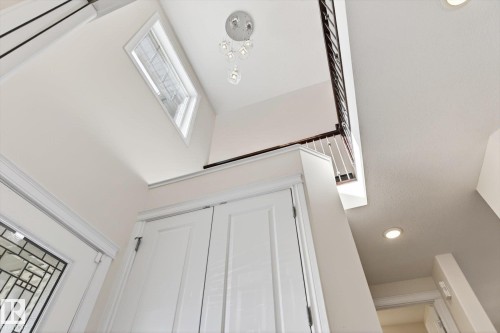 15856 13 Avenue, Edmonton, AB - Indoor Photo Showing Other Room