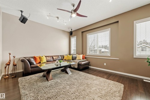 304 79 Street, Edmonton, AB - Indoor