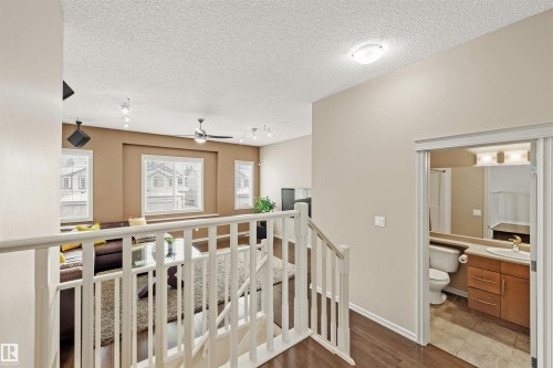 304 79 Street, Edmonton, AB - Indoor Photo Showing Other Room
