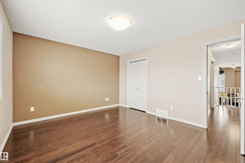 304 79 Street, Edmonton, AB - Indoor Photo Showing Other Room
