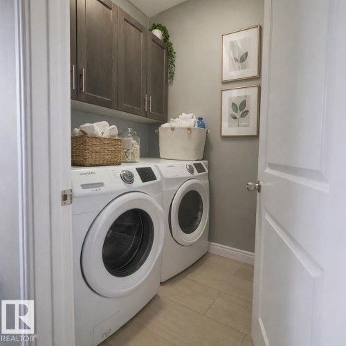 11903 37 Street, Edmonton, AB - Indoor Photo Showing Laundry Room
