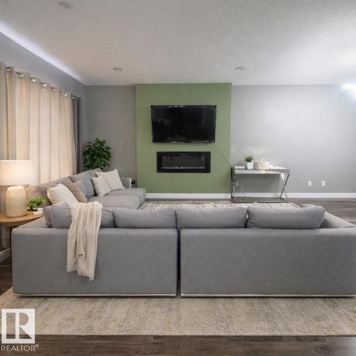 11903 37 Street, Edmonton, AB - Indoor Photo Showing Living Room