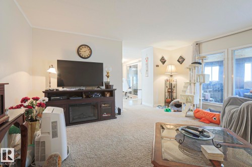 43 Maple Ridge Drive, Edmonton, AB - Indoor Photo Showing Living Room With Fireplace
