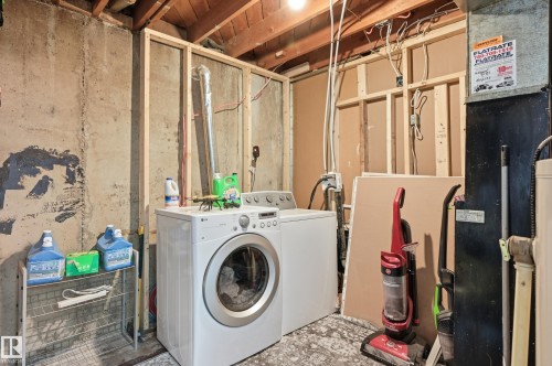 9031 133 Avenue, Edmonton, AB - Indoor Photo Showing Laundry Room
