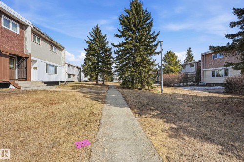 9031 133 Avenue, Edmonton, AB - Outdoor