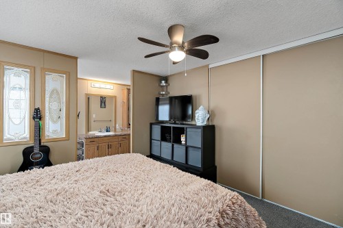 3 Sunset Boulevard, Spruce Grove, AB - Indoor Photo Showing Bedroom