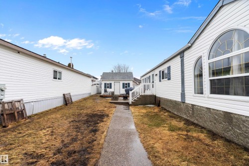 3 Sunset Boulevard, Spruce Grove, AB - Outdoor With Exterior