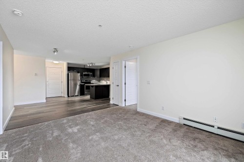 323 14808 125 Street, Edmonton, AB - Indoor