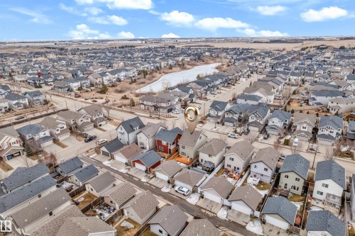 Aerial view of a residential area featuring detached homes with various roof colors - 607 Allard Boulevard, Edmonton, AB - Outdoor With View