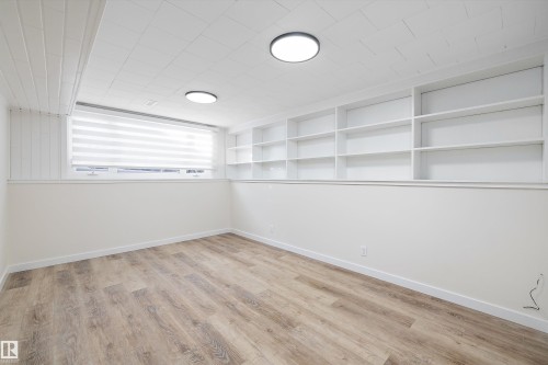 130 Callingwood Two, Edmonton, AB - Indoor