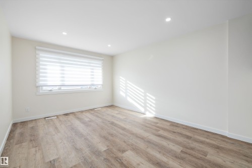 130 Callingwood Two, Edmonton, AB - Indoor Photo Showing Other Room