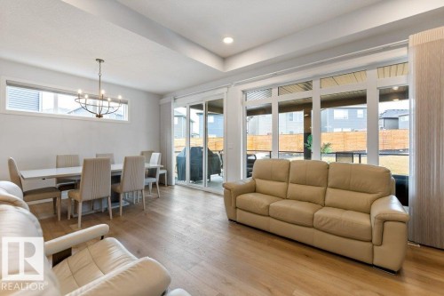 26 Red Crest Way, St. Albert, AB - Indoor Photo Showing Other Room