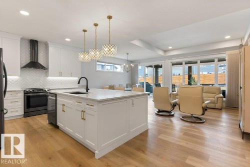 26 Red Crest Way, St. Albert, AB - Indoor Photo Showing Kitchen With Upgraded Kitchen