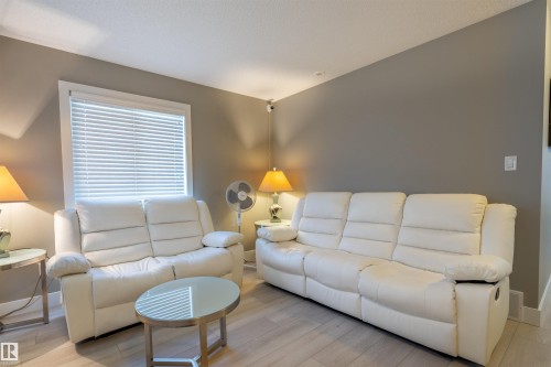57 415 Clareview Road, Edmonton, AB - Indoor Photo Showing Living Room