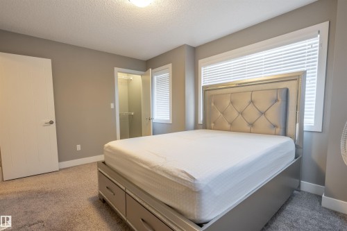 57 415 Clareview Road, Edmonton, AB - Indoor Photo Showing Bedroom