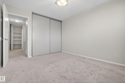 E 16315 89 Avenue, Edmonton, AB - Indoor Photo Showing Other Room