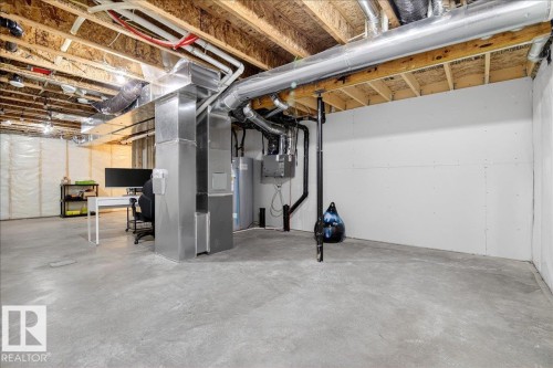 535 Paterson Way, Edmonton, AB - Indoor Photo Showing Basement