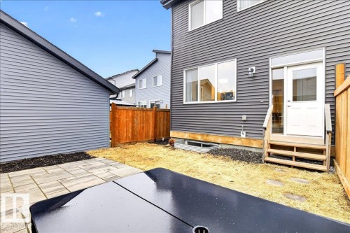 535 Paterson Way, Edmonton, AB - Outdoor With Exterior