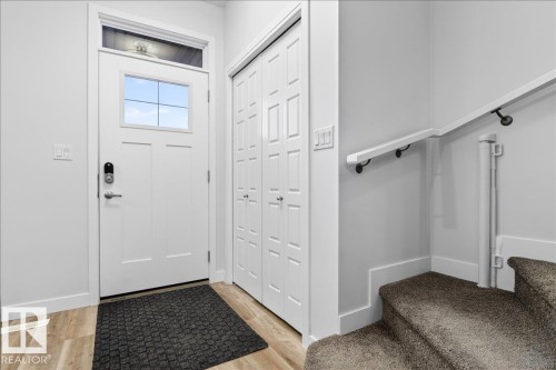 535 Paterson Way, Edmonton, AB - Indoor Photo Showing Other Room