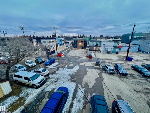 18 10616 123 Street, Edmonton, AB - Outdoor With View