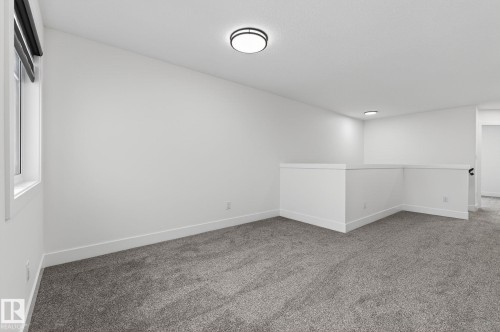 127 Hilton Cove, Spruce Grove, AB - Indoor Photo Showing Other Room
