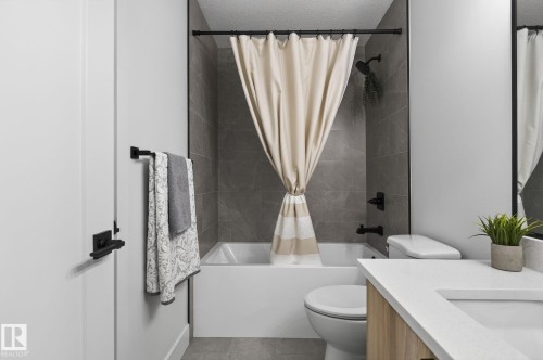 127 Hilton Cove, Spruce Grove, AB - Indoor Photo Showing Bathroom