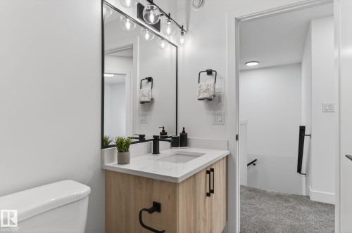 127 Hilton Cove, Spruce Grove, AB - Indoor Photo Showing Bathroom
