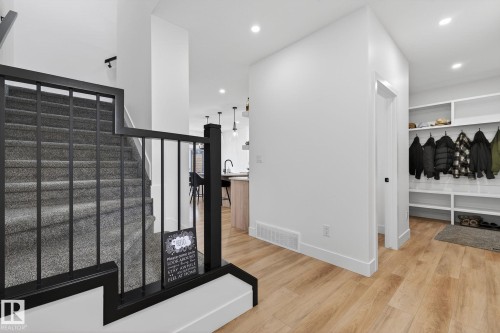 127 Hilton Cove, Spruce Grove, AB - Indoor Photo Showing Other Room