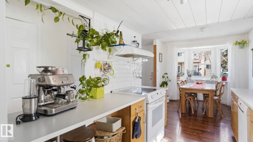 36 10453 20 Avenue, Edmonton, AB - Indoor