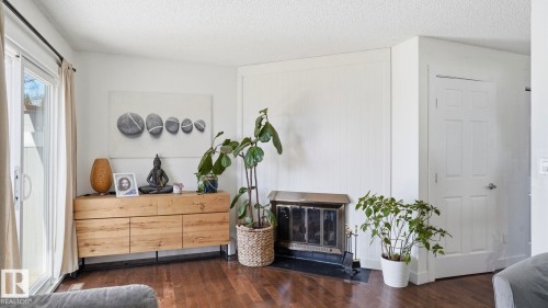 36 10453 20 Avenue, Edmonton, AB - Indoor