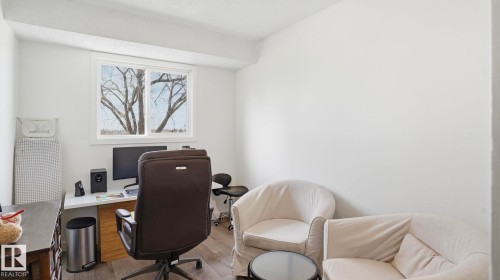 36 10453 20 Avenue, Edmonton, AB - Indoor Photo Showing Office