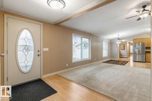 42 Rim Road, Edmonton, AB - Indoor Photo Showing Other Room