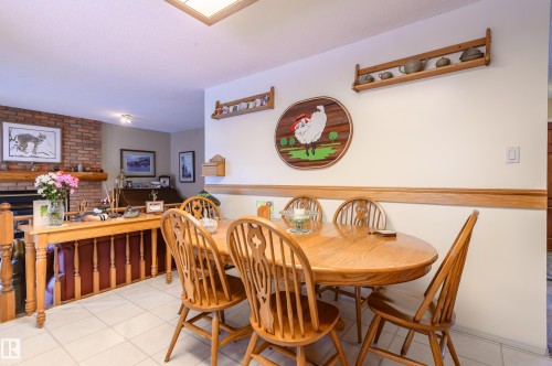 45 Wimbleton Crescent, St. Albert, AB - Indoor Photo Showing Dining Room